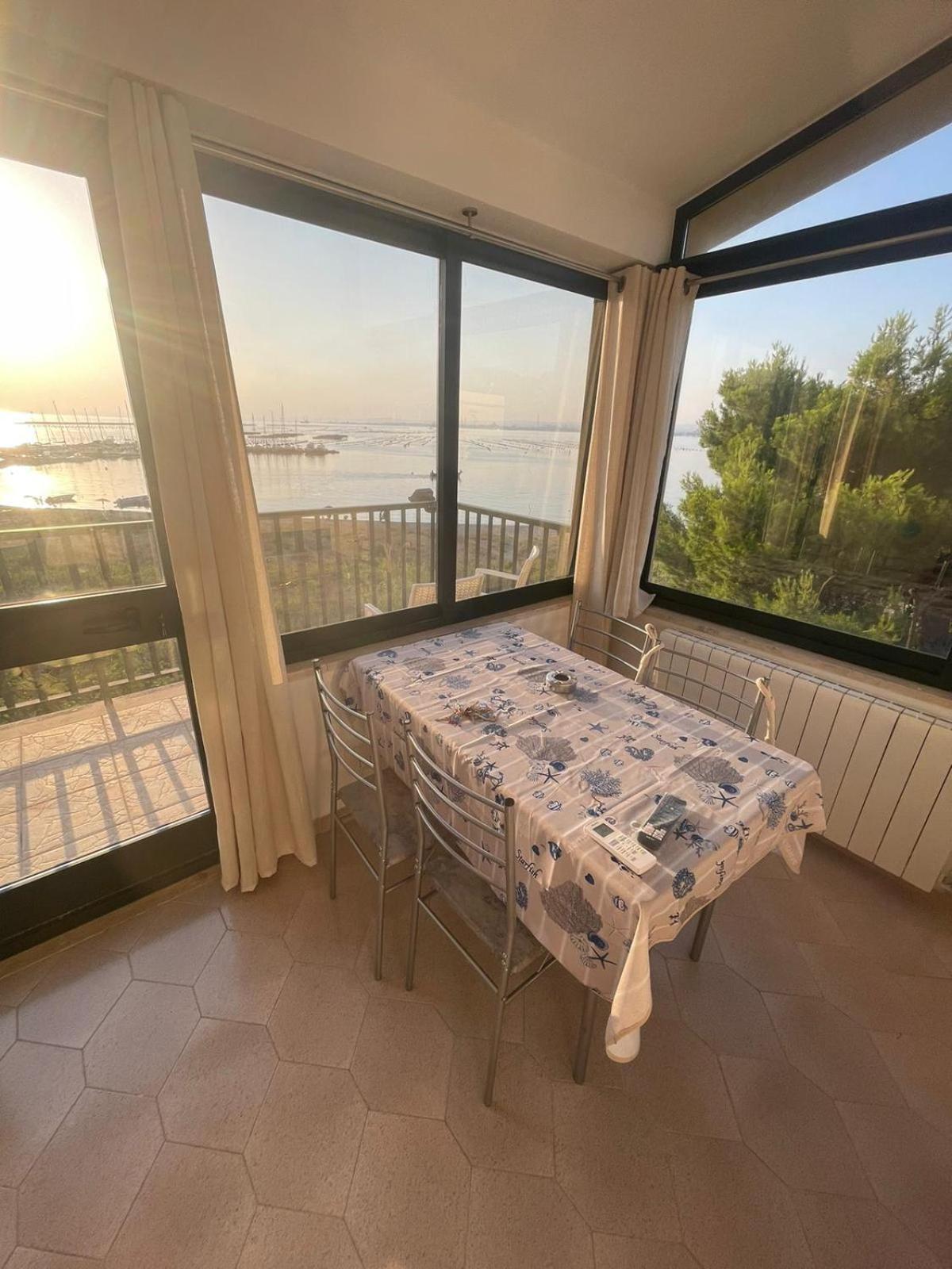 Besanvito - Sea Apartments Tarent Zewnętrze zdjęcie
